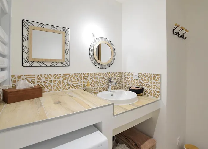 Gorgeous In * Esquay-sur-Seulles